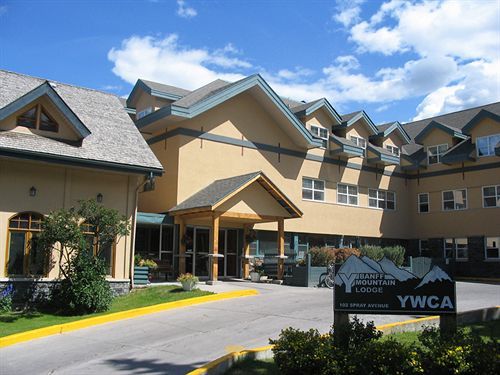 Ywca Banff Hotel Екстер'єр фото